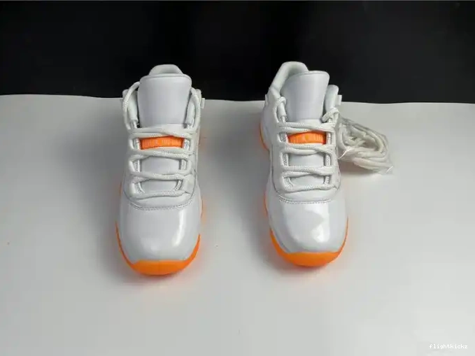 JORDAN AH7860-139 11 CITRUS LOW AIR RETRO BRIGHT 0524